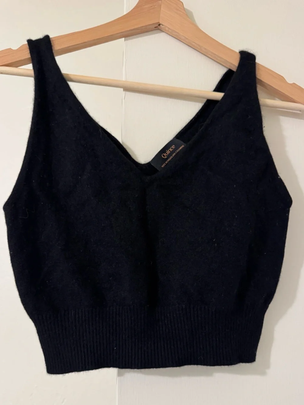 Quince Mongolian Cashmere Black Cropped Tank M - Picture 2 of 4